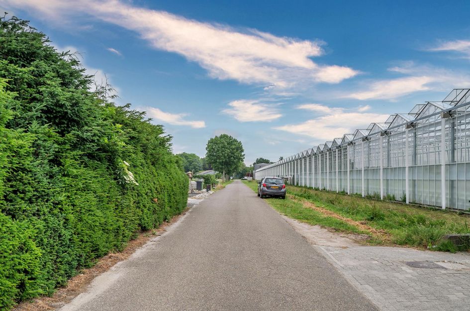 Middenweg 201