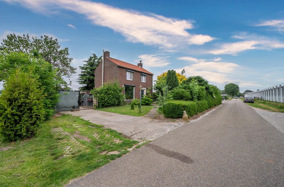 Middenweg 201