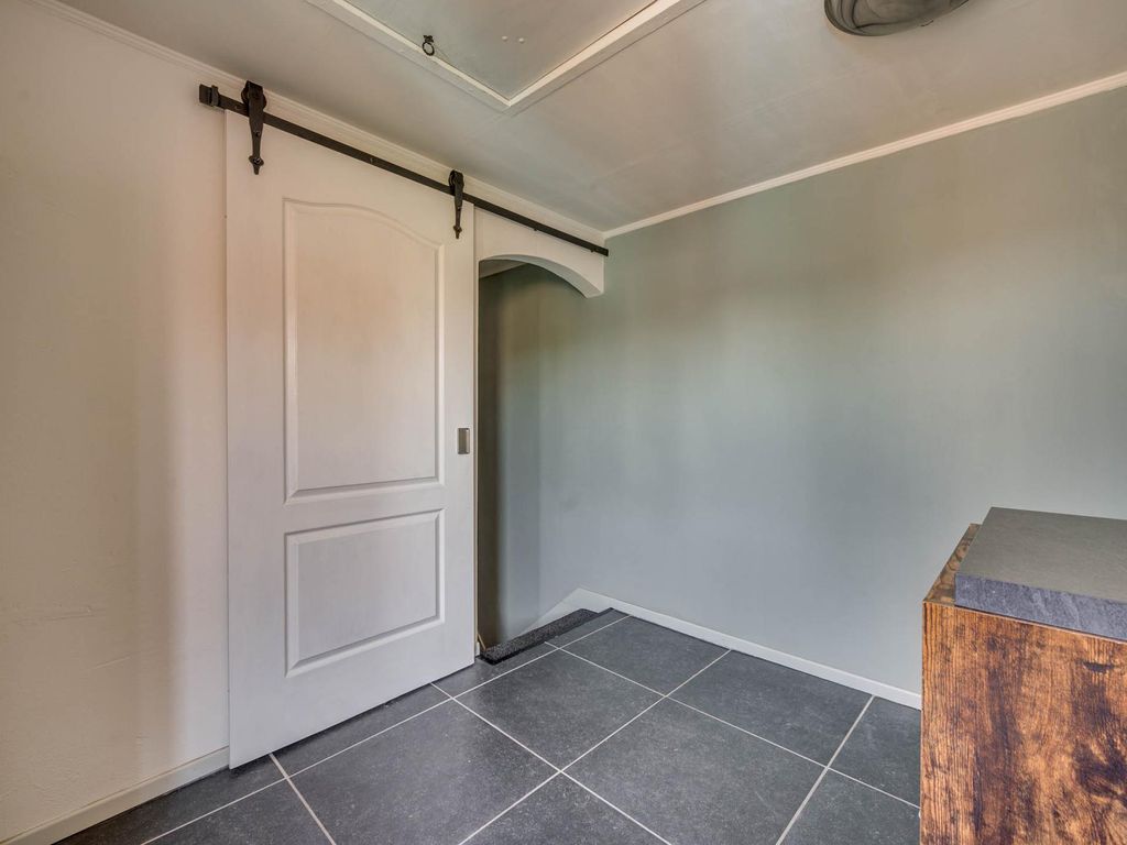 Hoogstraat 19, TEGELEN