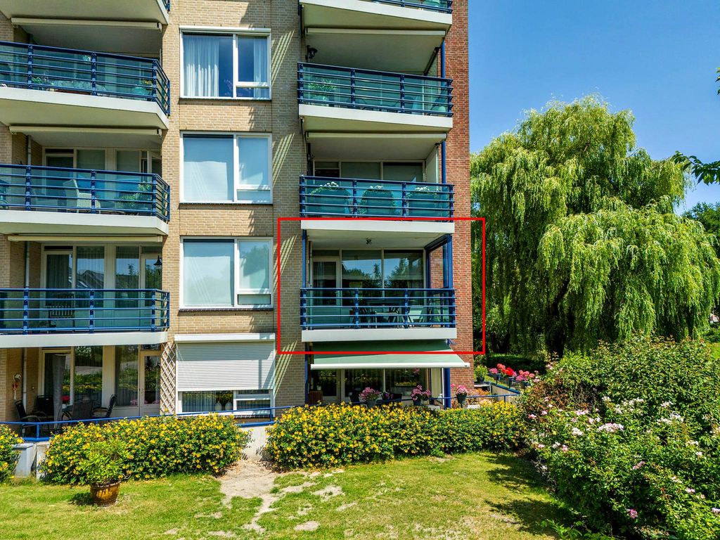 Veldzuring 21, VENLO
