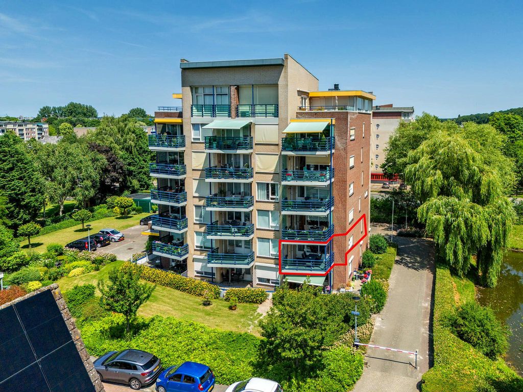 Veldzuring 21, VENLO