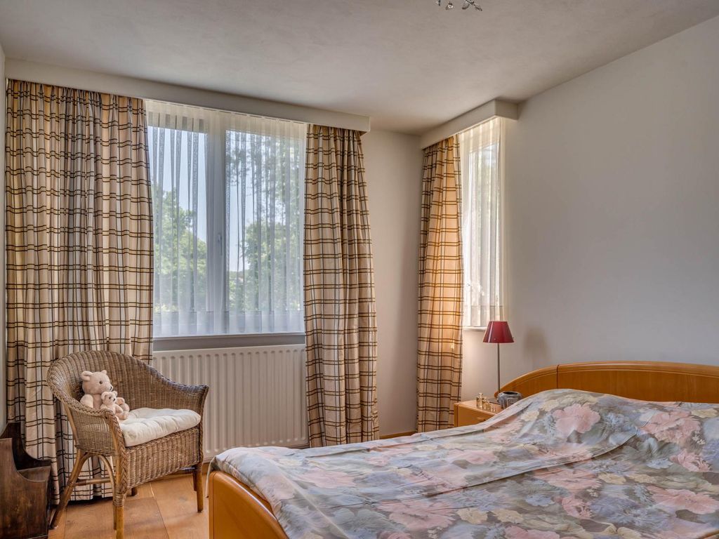 Veldzuring 21, VENLO