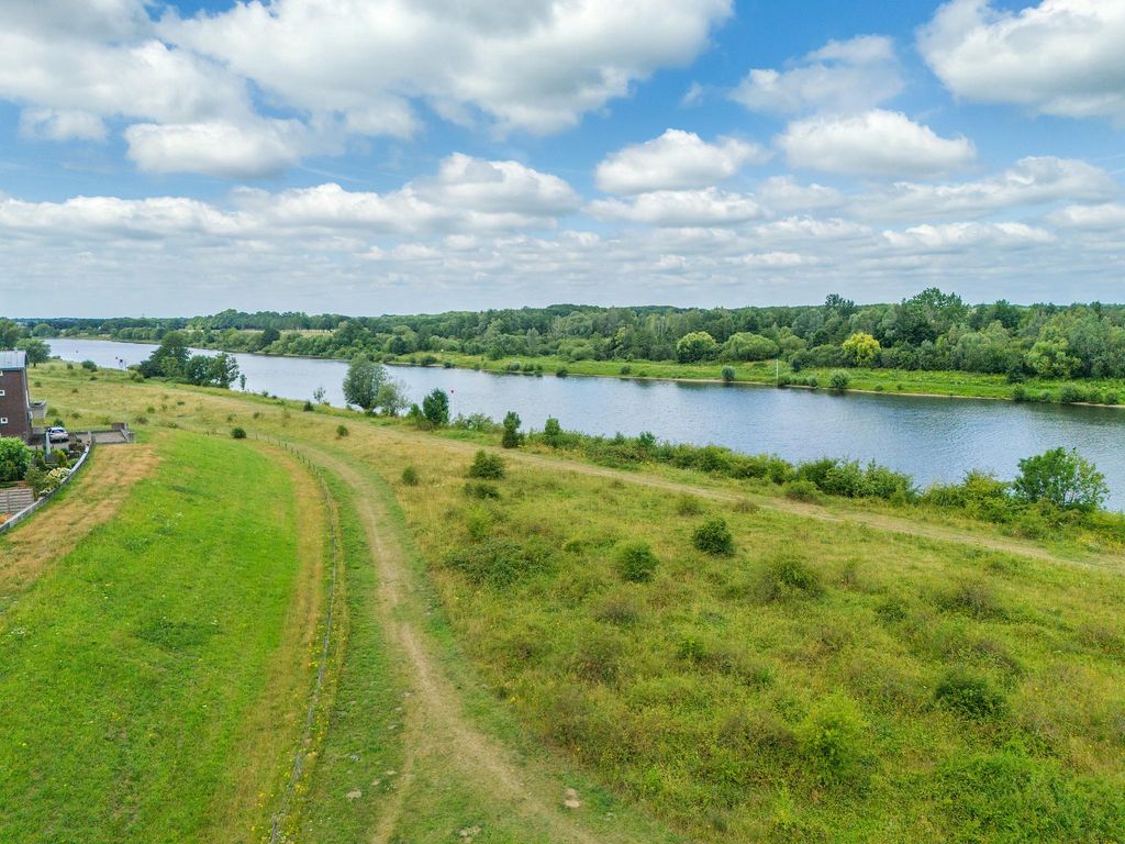 Watermunt 144, TEGELEN