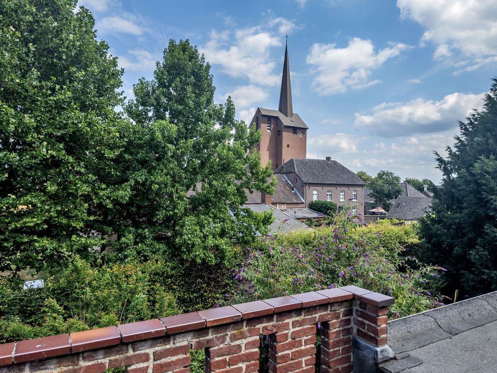 Pastoorstraat 4, GRUBBENVORST
