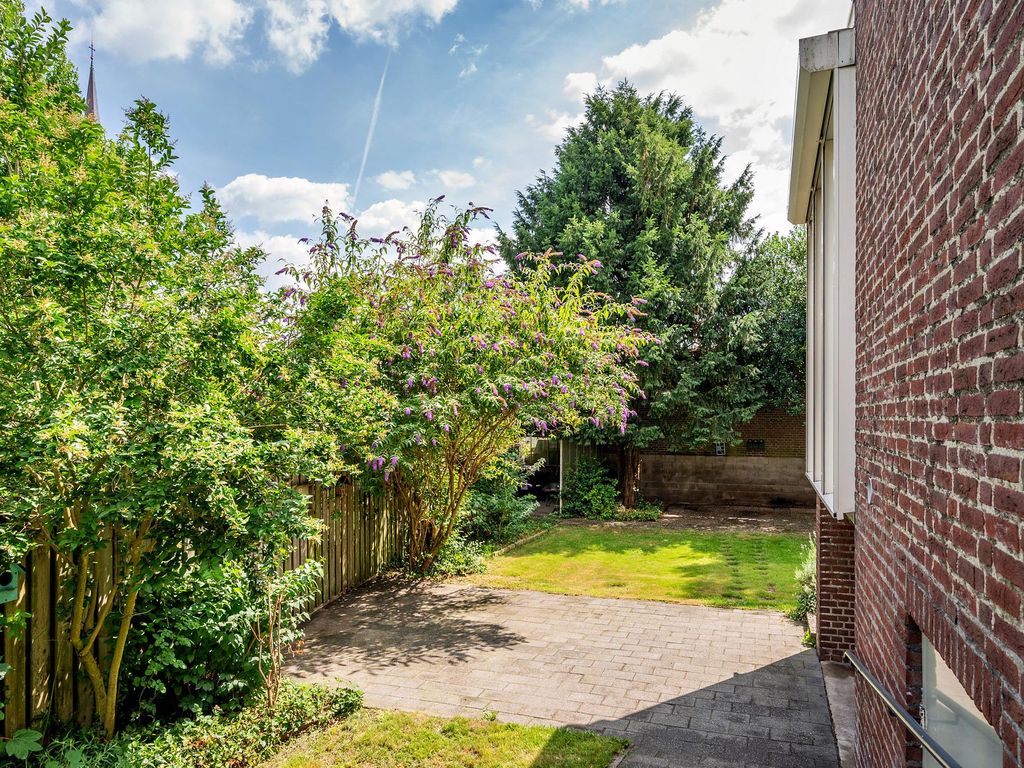 Pastoorstraat 4, GRUBBENVORST