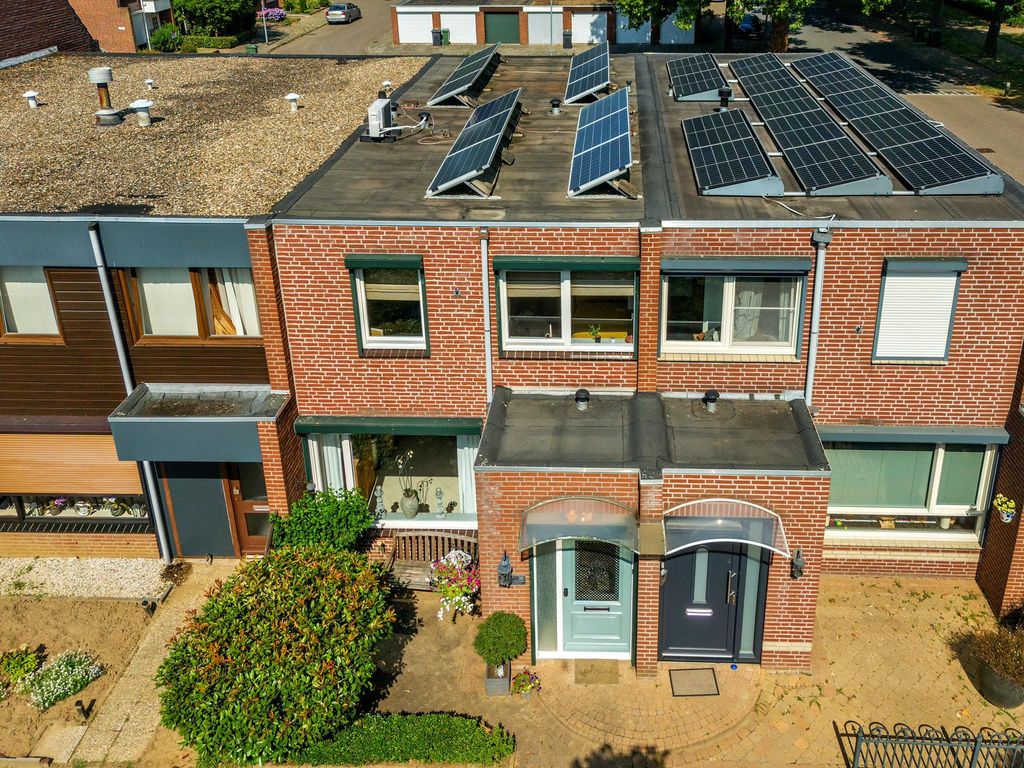 Requesensstraat 31, VENLO