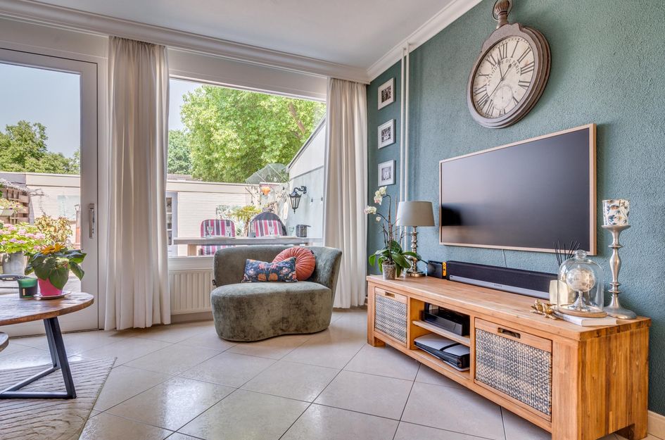 Requesensstraat 31