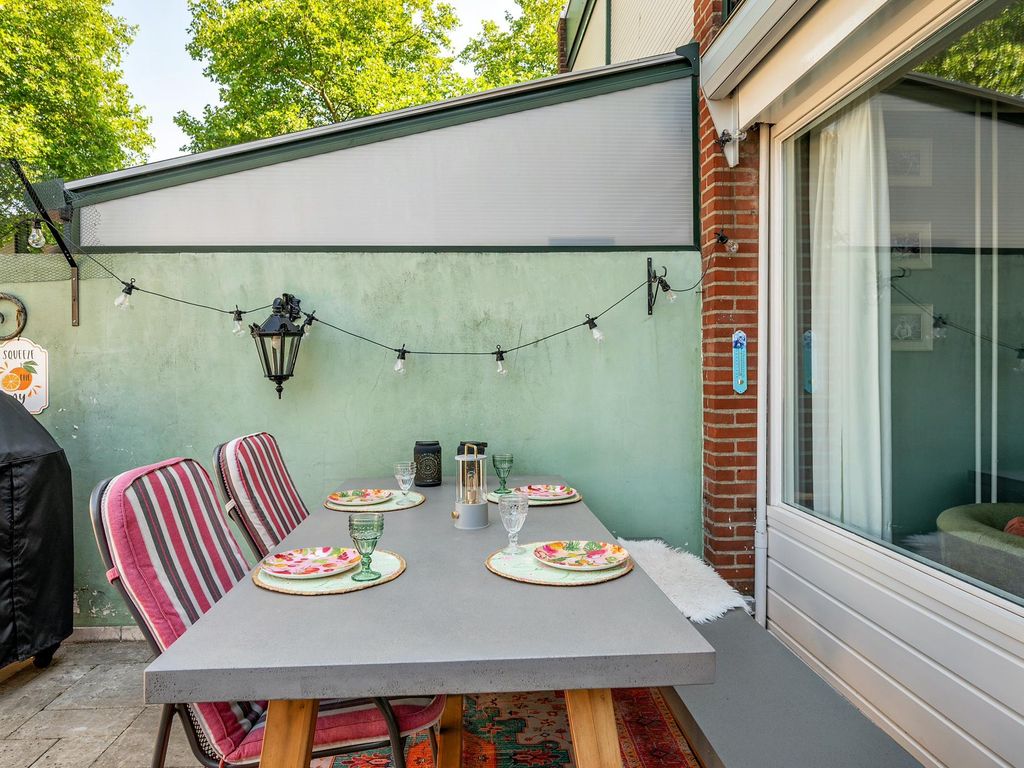 Requesensstraat 31, VENLO