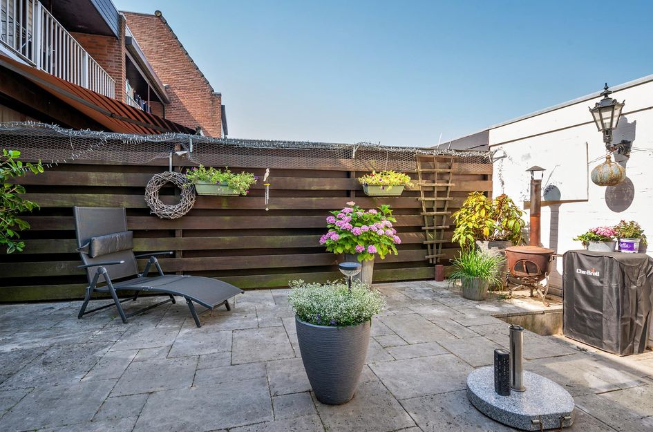Requesensstraat 31