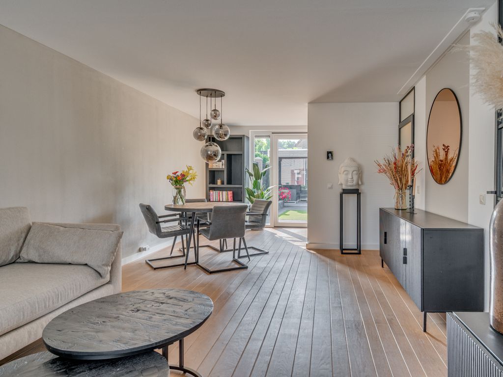 Rembrandtstraat 33, BAARLO