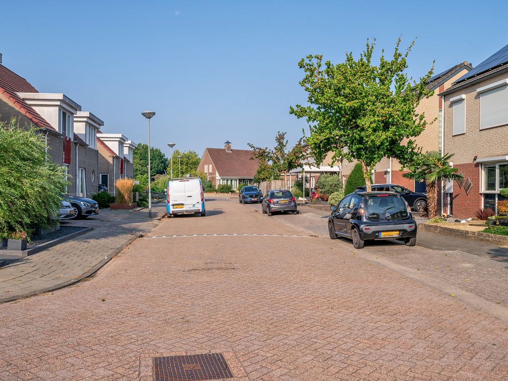 Rembrandtstraat 33, BAARLO