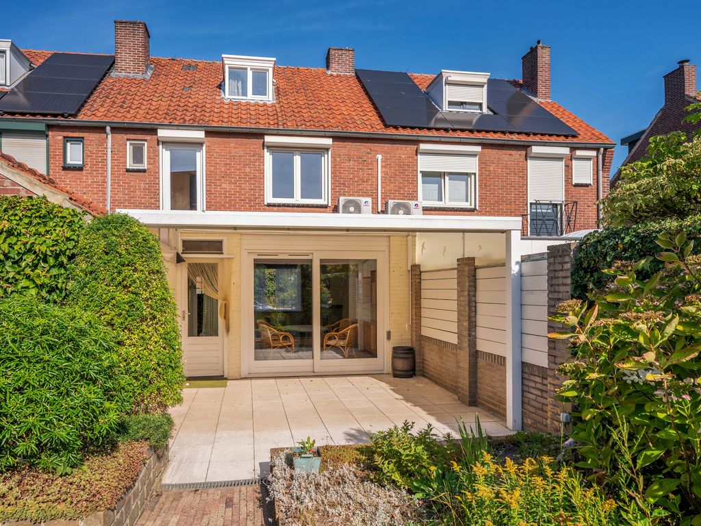 Zustersstraat 26, VENLO