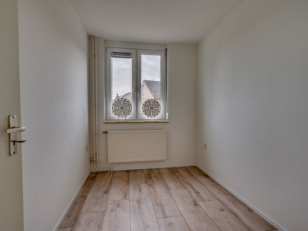 Hertenkamp 74, TEGELEN