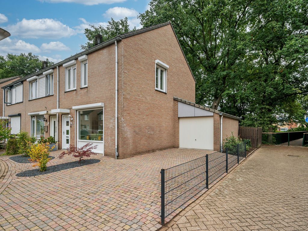 Hertenkamp 74, TEGELEN