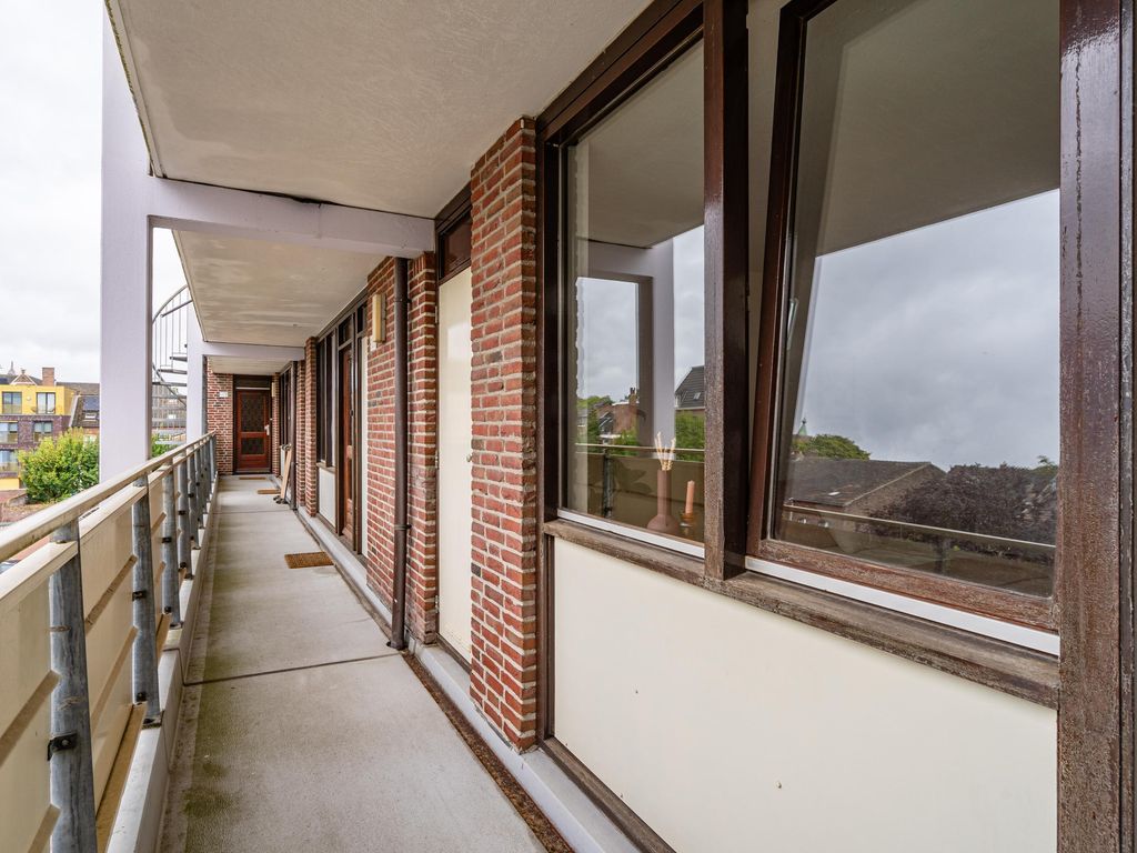 Deken van Oppensingel 107, VENLO