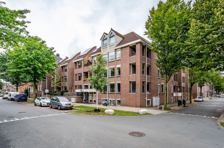 Deken van Oppensingel 107