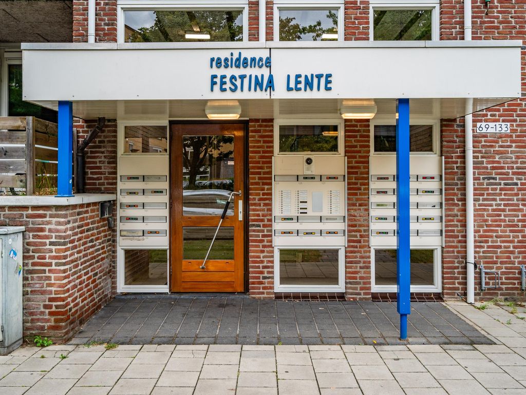 Deken van Oppensingel 107, VENLO