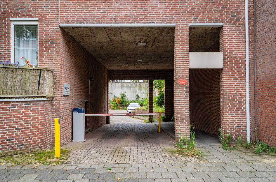 Deken van Oppensingel 107