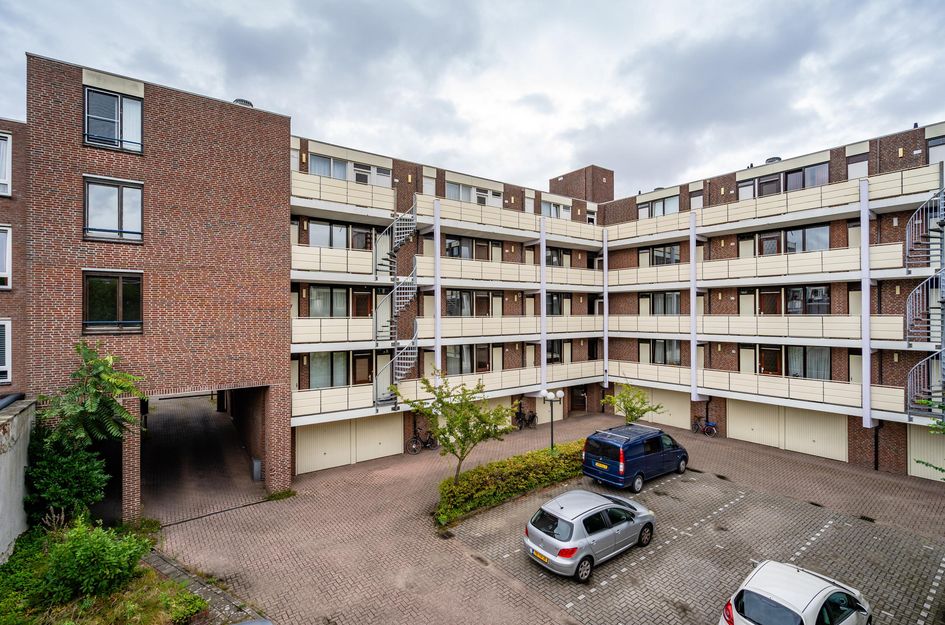 Deken van Oppensingel 107