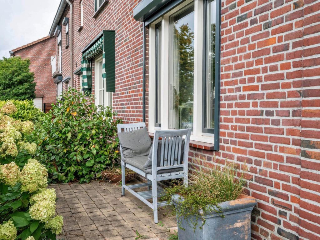 Reigerstraat 11, TEGELEN