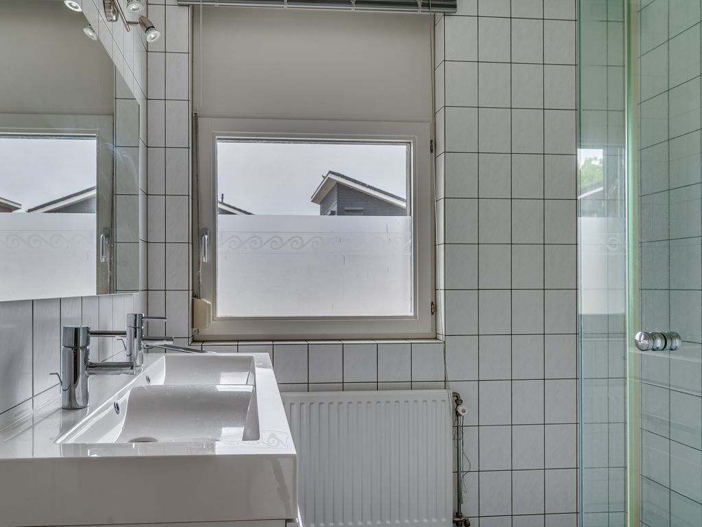 Prasem 3, VENLO