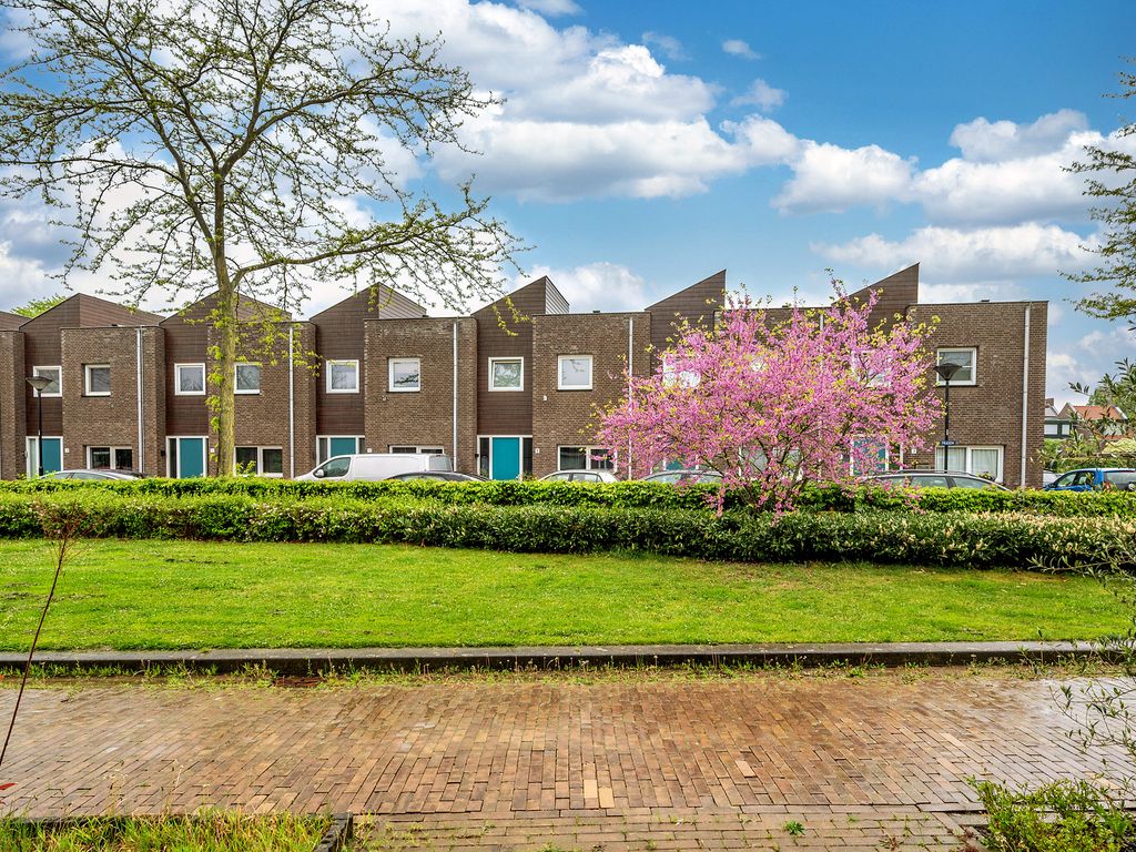 Prasem 3, VENLO