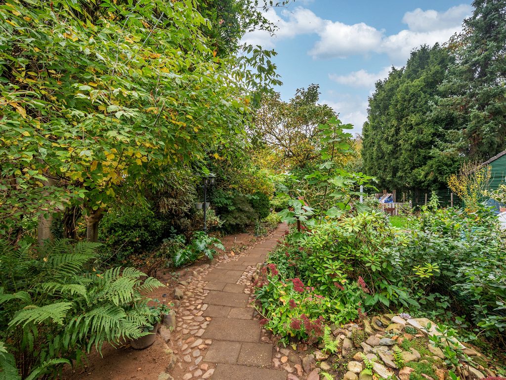 Rijksweg Noord 19, BELFELD