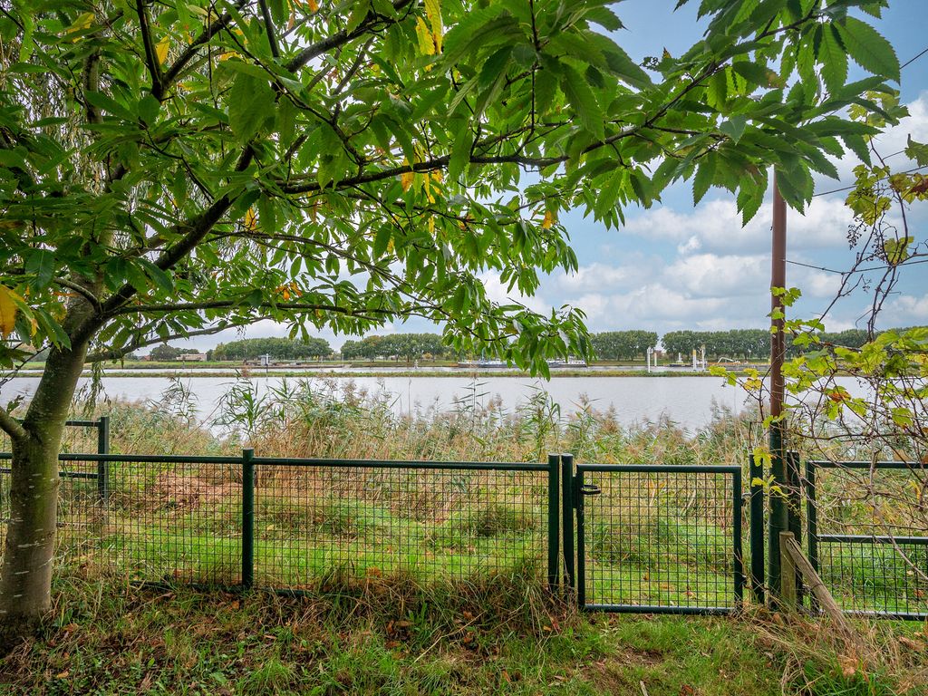 Rijksweg Noord 19, BELFELD