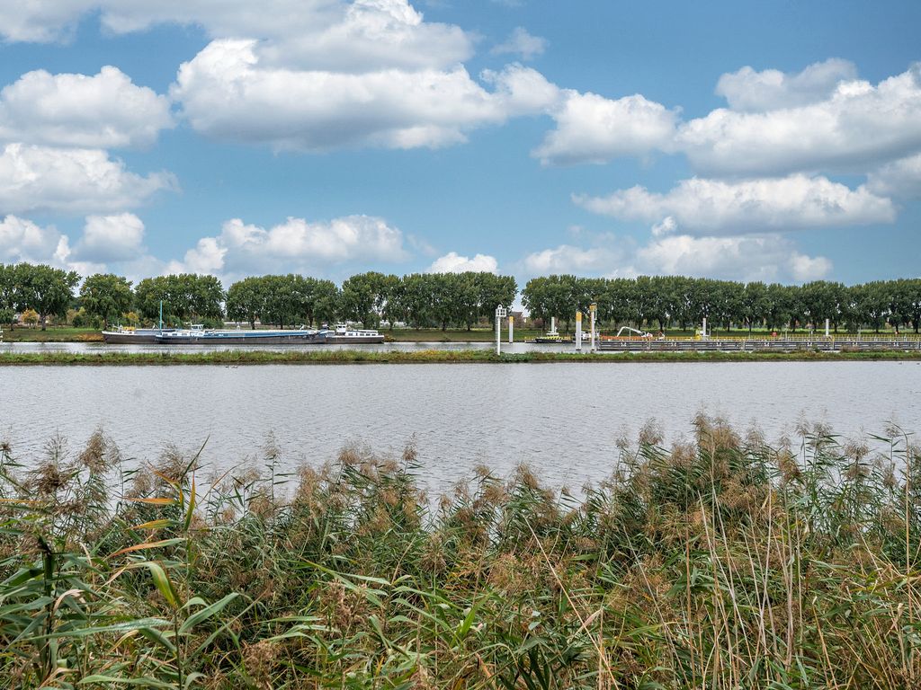 Rijksweg Noord 19, BELFELD