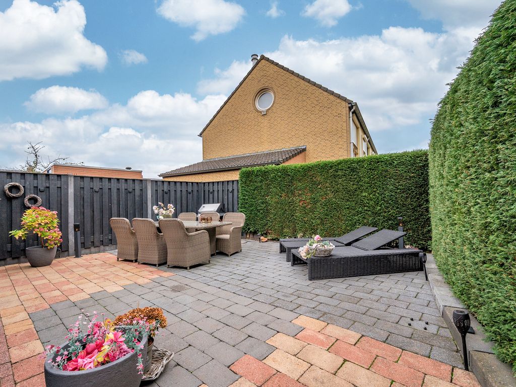 Kuifduikerstraat 23, VENLO
