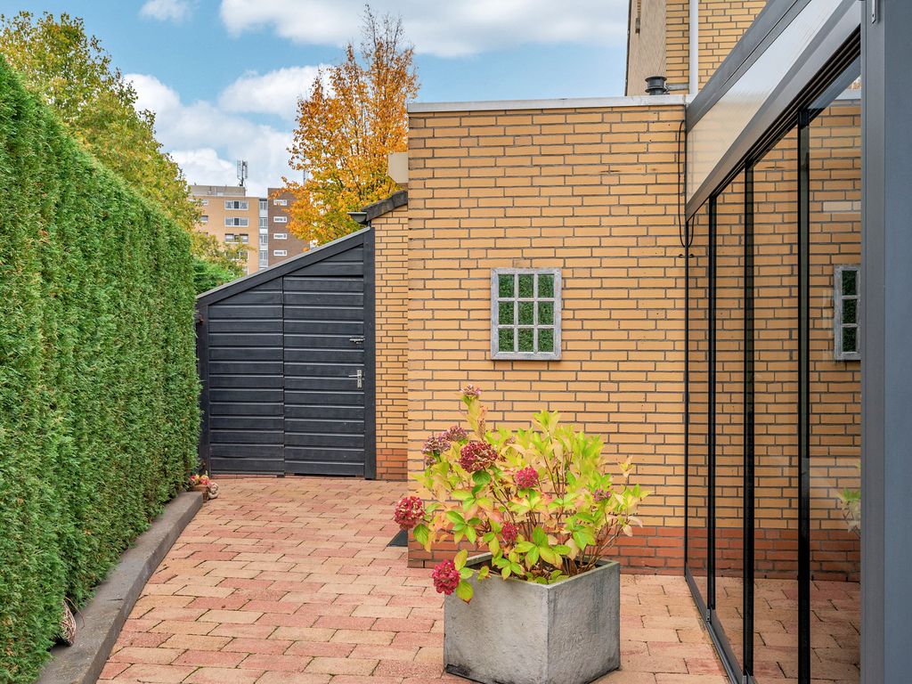 Kuifduikerstraat 23, VENLO