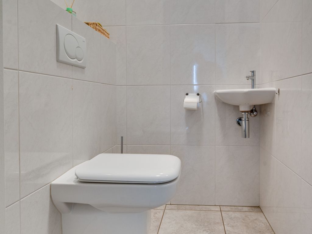 Burgemeester van Rijnsingel 2F, VENLO