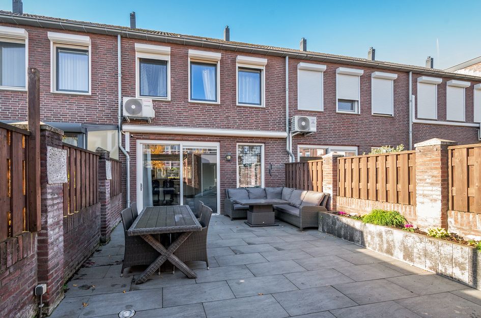 Vrouw Traasstraat 17