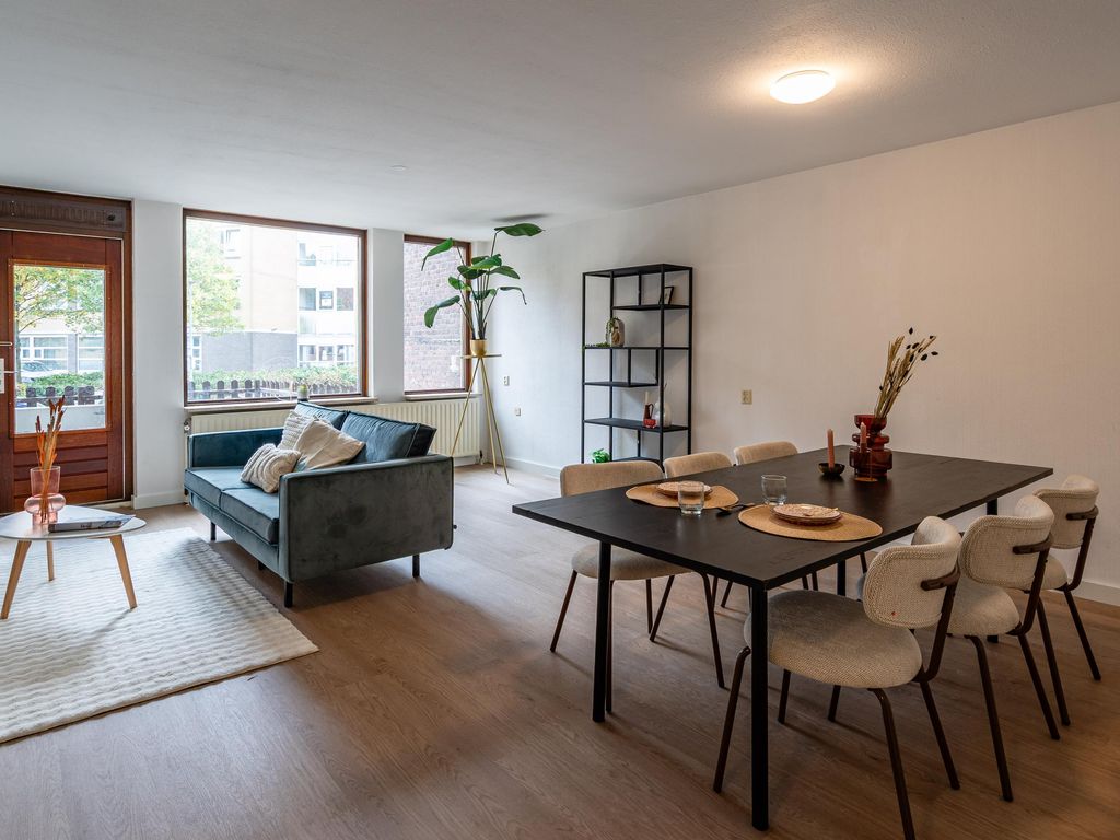 Deken van Oppensingel 81, VENLO