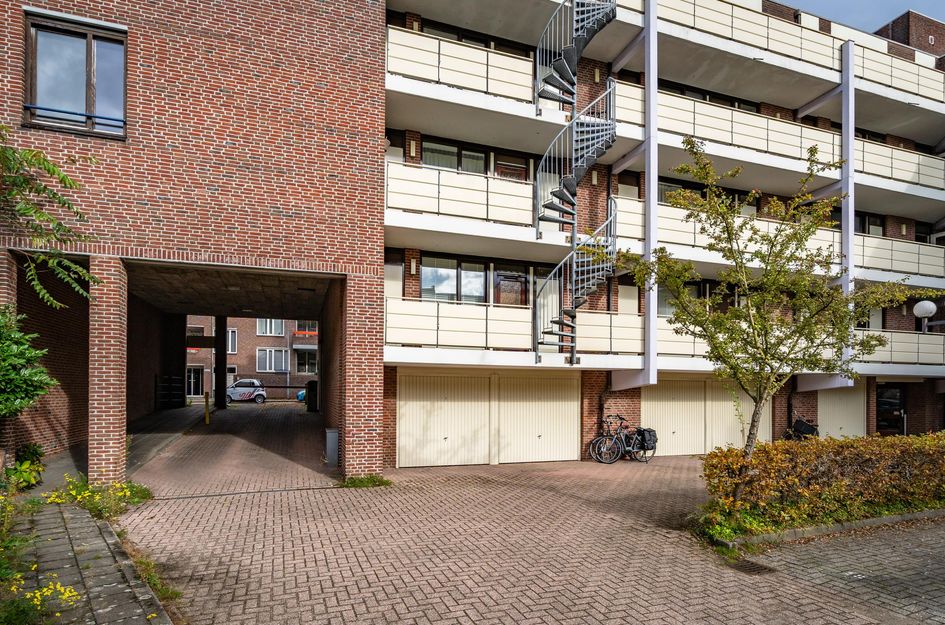 Deken van Oppensingel 81