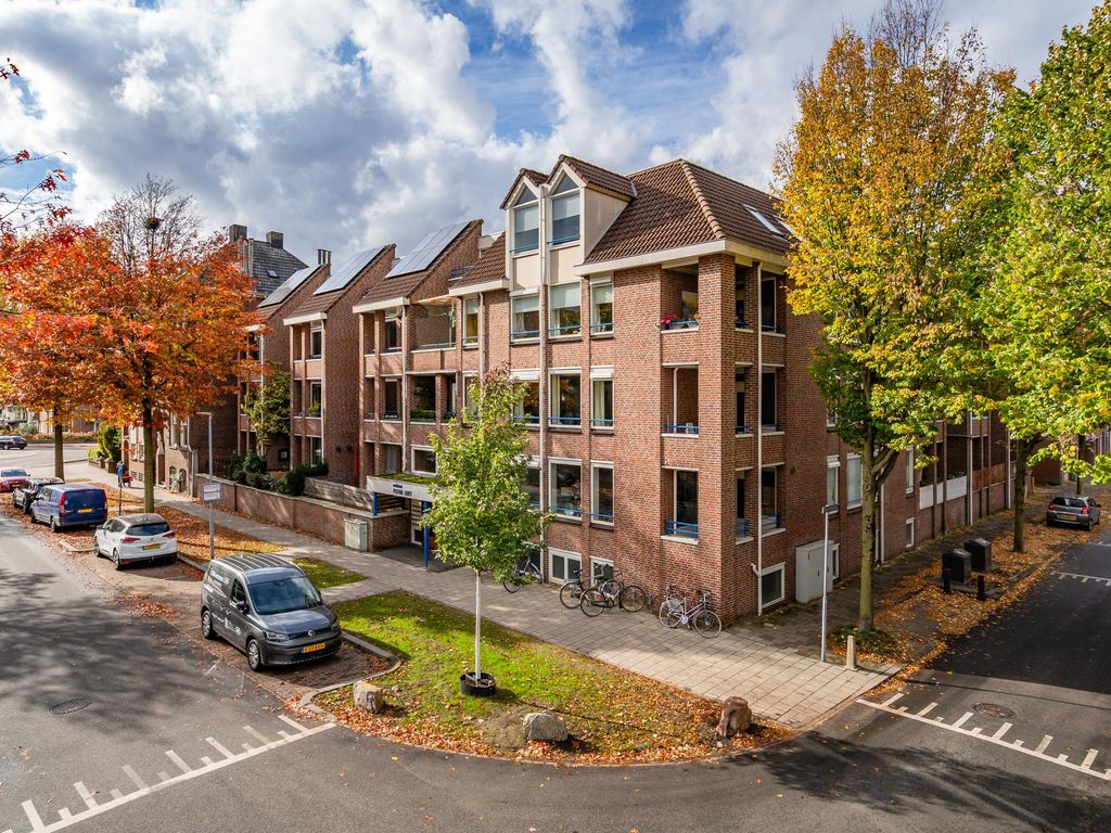 Deken van Oppensingel 81, VENLO