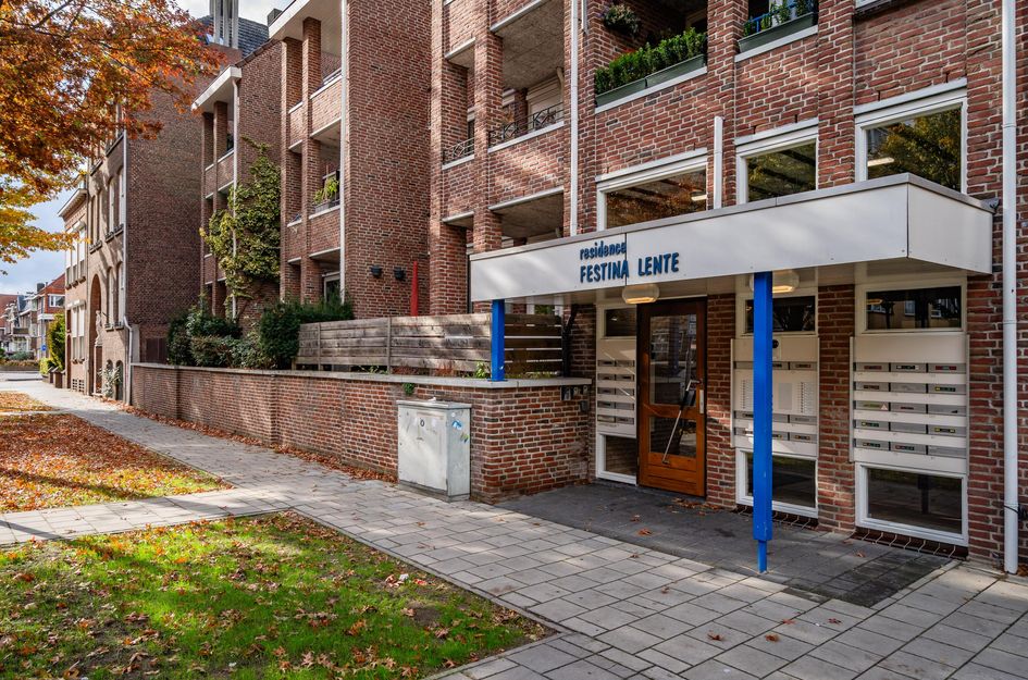 Deken van Oppensingel 81