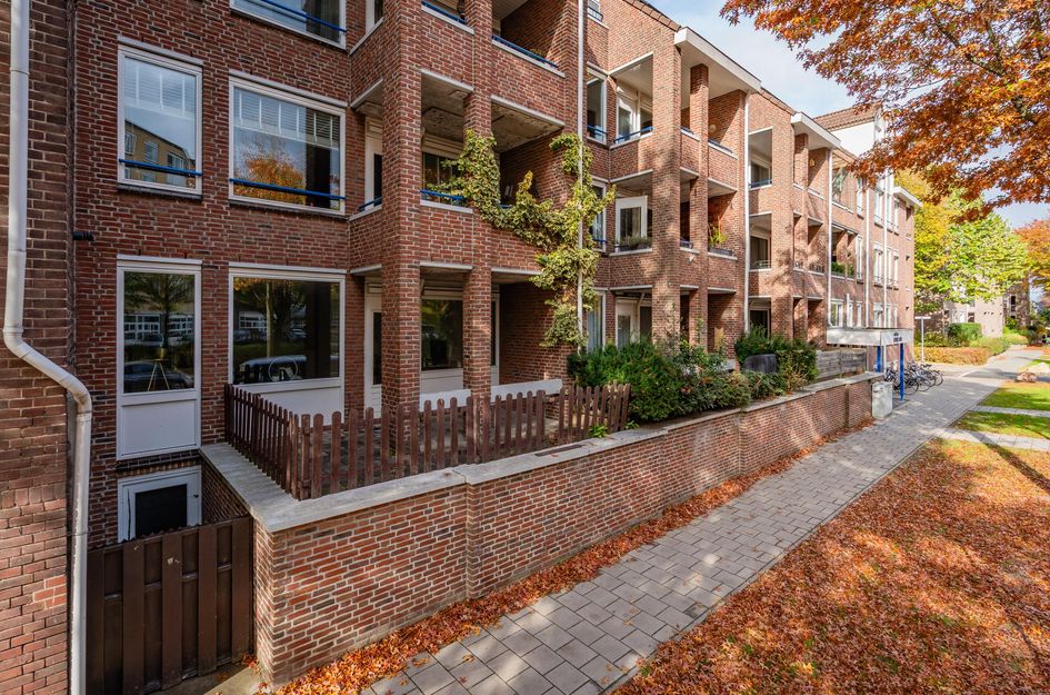 Deken van Oppensingel 81