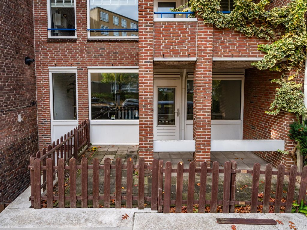 Deken van Oppensingel 81, VENLO