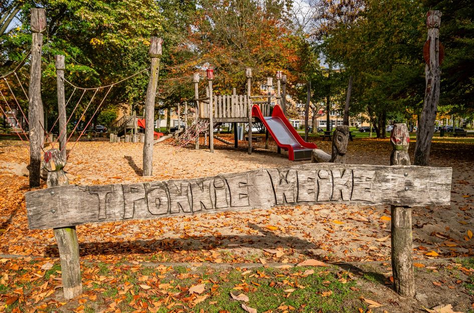 Deken van Oppensingel 81