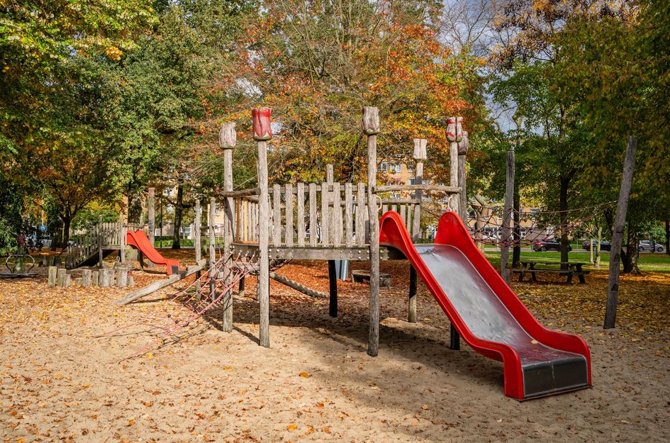 Deken van Oppensingel 81