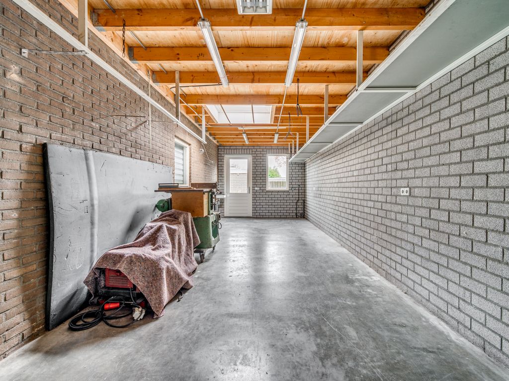 Potkuilenstraat 64, TEGELEN