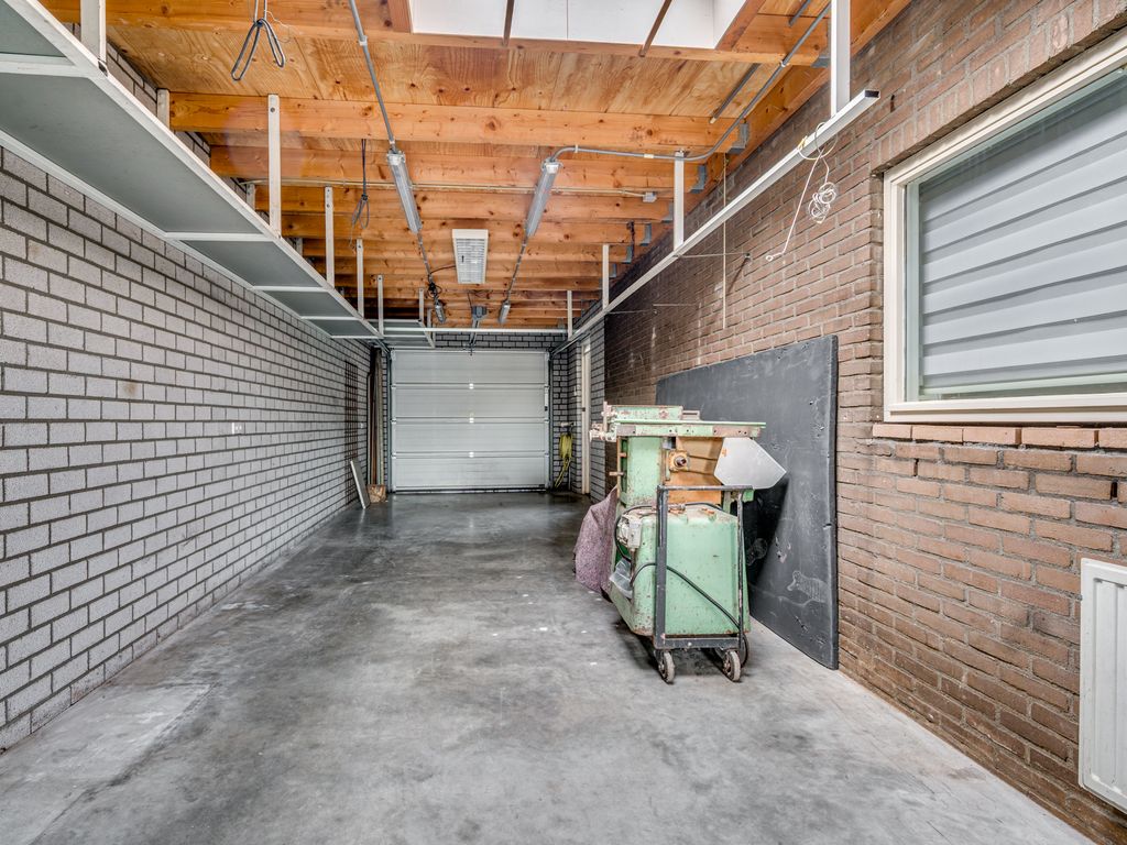 Potkuilenstraat 64, TEGELEN