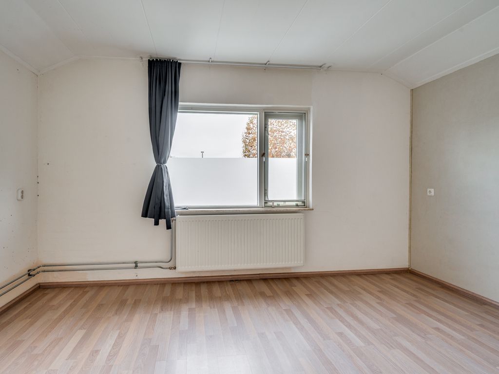 Potkuilenstraat 64, TEGELEN