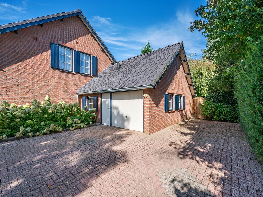 Traianuslaan 4, VENLO