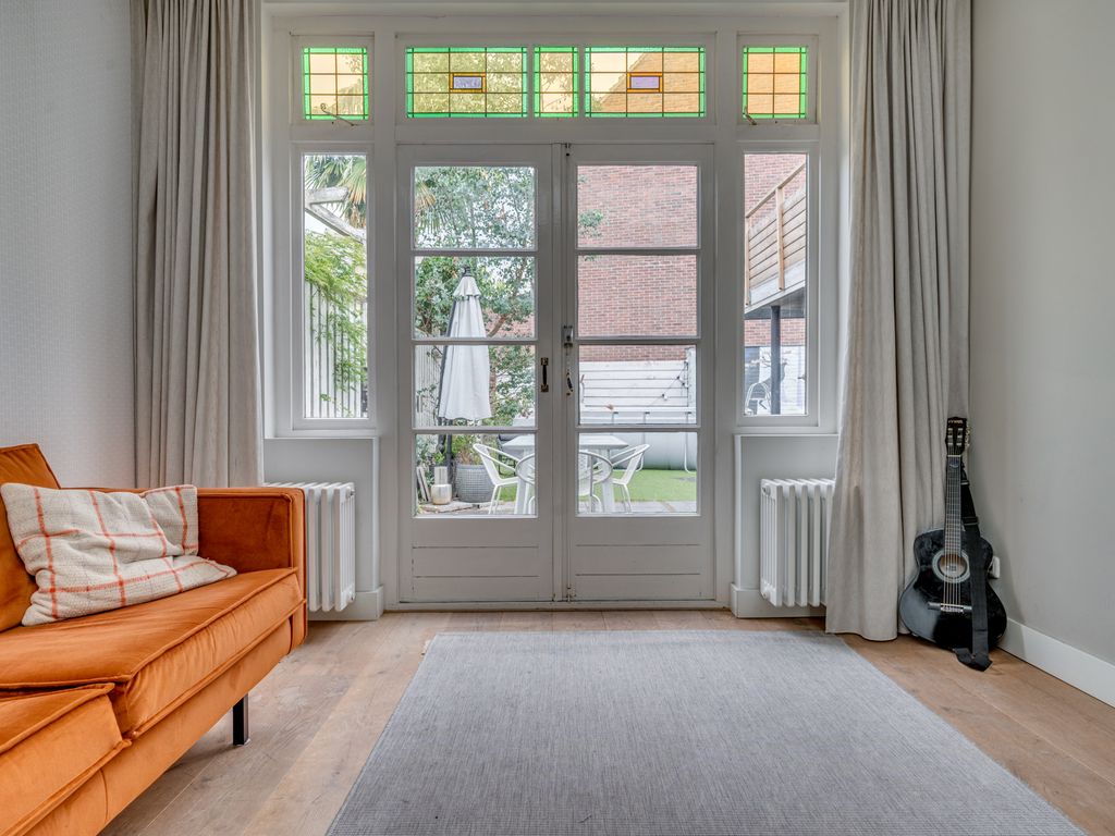 Pastoor Deckersstraat 1, VENLO