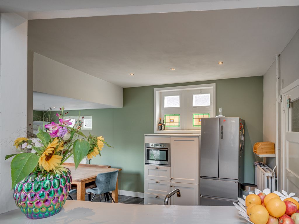 Pastoor Deckersstraat 1, VENLO