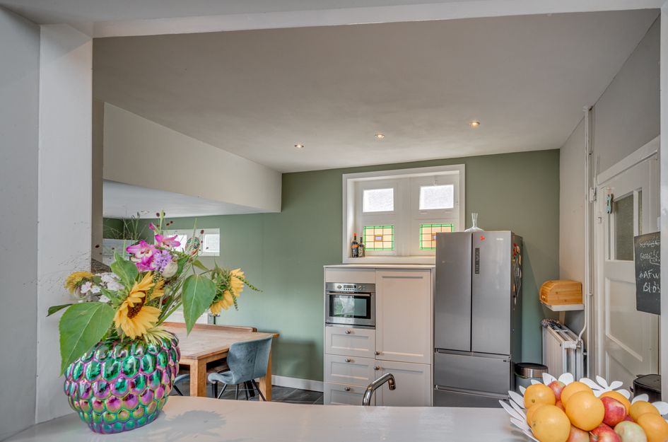 Pastoor Deckersstraat 1