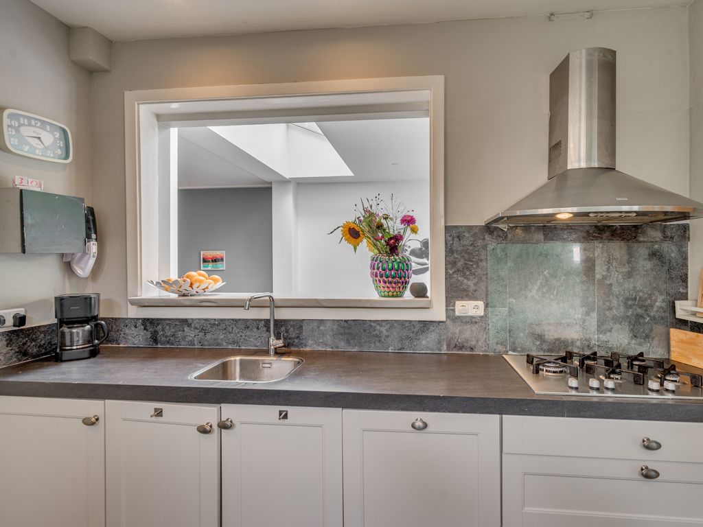 Pastoor Deckersstraat 1, VENLO