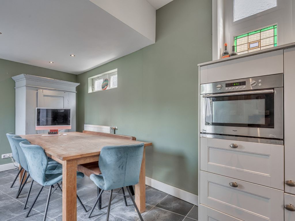 Pastoor Deckersstraat 1, VENLO